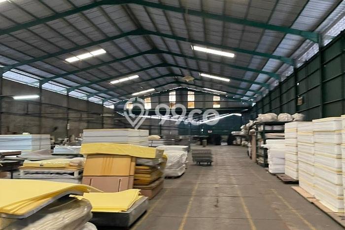 Area Ramai! Gudang Dijual di Jati Uwung untuk Bisnis Luas Bangunan 5281m2 Area Ramai! Gudang Dijual di Jati Uwung untuk Bisnis Luas Bangunan 5281m2