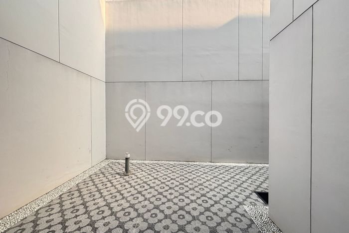 UNIT LANGKA! Rumah di BSD, 4 KT, Pemandangan Indah, Luas 190m² LB 302m² UNIT LANGKA! Rumah di BSD, 4 KT, Pemandangan Indah, Luas 190m² LB 302m²