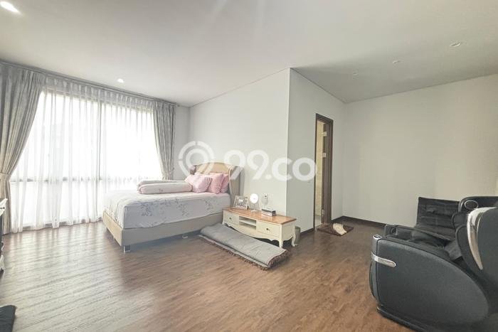 UNIT LANGKA! Rumah di BSD, 4 KT, Pemandangan Indah, Luas 190m² LB 302m² UNIT LANGKA! Rumah di BSD, 4 KT, Pemandangan Indah, Luas 190m² LB 302m²