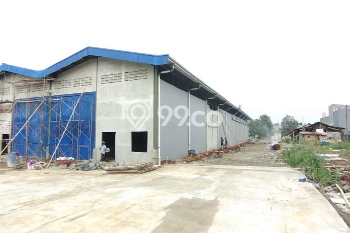 Gudang Siap Pakai di Periuk, Luas 300m², Area Komersial Gudang Siap Pakai di Periuk, Luas 300m², Area Komersial