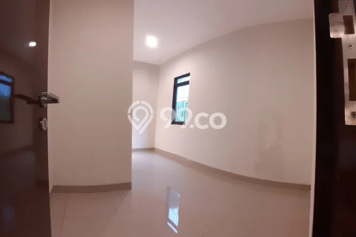 Disewakan Hunian Konsep Minimalis di BSD Tangerang Selatan dengan 5 KT Disewakan Hunian Konsep Minimalis di BSD Tangerang Selatan dengan 5 KT