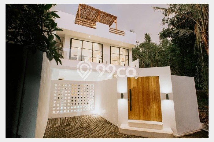 LOKASI STRATEGIS! Vila Kawasan , Luas 200m2m², Lokasi Strategis LOKASI STRATEGIS! Vila Kawasan , Luas 200m2m², Lokasi Strategis
