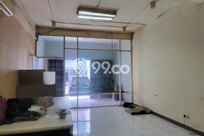 Ruko Strategis di Matraman, Luas 198m², Pusat Bisnis Ruko Strategis di Matraman, Luas 198m², Pusat Bisnis