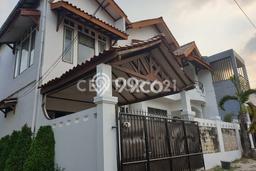 Dijual Rumah Strategis Bagus Punya 3 KT di Cinere Depok SHM Dijual Rumah Strategis Bagus Punya 3 KT di Cinere Depok SHM