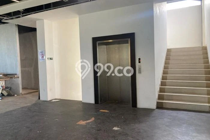 Unit Kantor Disewakan di BSD Komersial Area di Area Ramai & Strategis Unit Kantor Disewakan di BSD Komersial Area di Area Ramai & Strategis