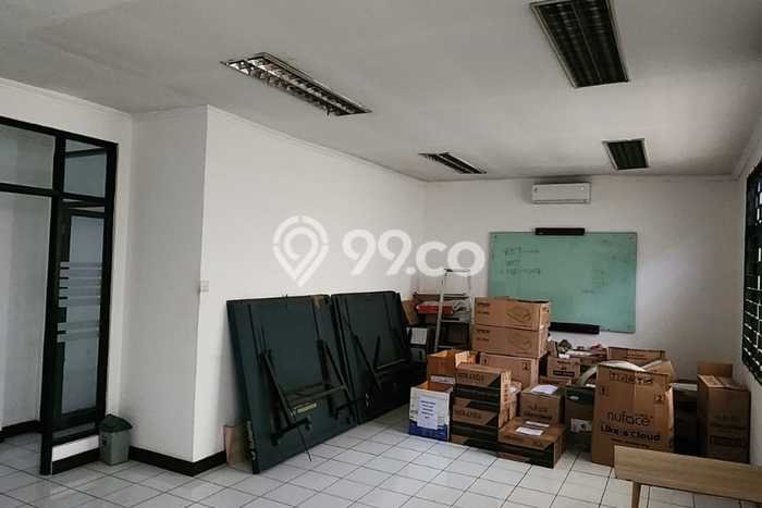 Unit Gudang Dijual di Bandung LT 1090m2 & LB 1200m2 Unit Gudang Dijual di Bandung LT 1090m2 & LB 1200m2