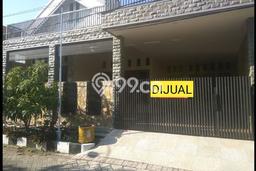 Jual Rumah Bagus Siap Huni LB 100m2 di Rungkut, Surabaya Jual Rumah Bagus Siap Huni LB 100m2 di Rungkut, Surabaya