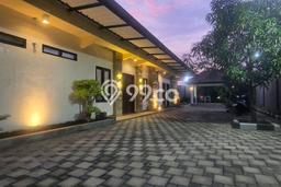Jual Rumah Bagus Siap Huni LB 441m2 di Menganti, Gresik Jual Rumah Bagus Siap Huni LB 441m2 di Menganti, Gresik