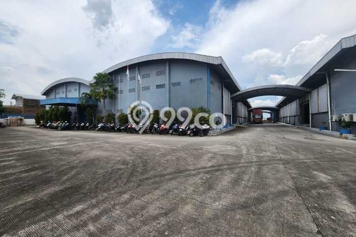 Area Ramai! Pabrik Dijual di Sukoharjo untuk Bisnis Luas Bangunan 8000m2 Area Ramai! Pabrik Dijual di Sukoharjo untuk Bisnis Luas Bangunan 8000m2