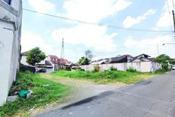 Kavling Tanah di Laweyan Dijual Luas 720m2 Legalitas SHM Kavling Tanah di Laweyan Dijual Luas 720m2 Legalitas SHM
