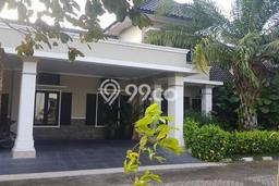 Jual Rumah Favorit Siap Huni LB 200m2 di Colomadu, Karanganyar Jual Rumah Favorit Siap Huni LB 200m2 di Colomadu, Karanganyar