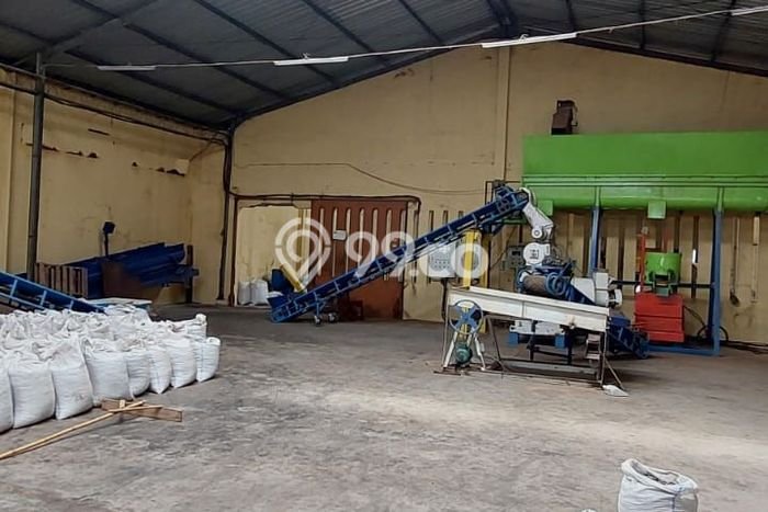 Unit Gudang Paling Strategis di Sukoharjo Sukoharjo dengan LB 2000m2 Unit Gudang Paling Strategis di Sukoharjo Sukoharjo dengan LB 2000m2