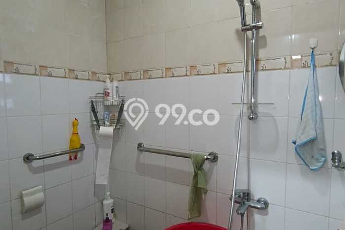 Rumah sewa siap pakai 4 KT di Setra Duta, Bandung Rumah sewa siap pakai 4 KT di Setra Duta, Bandung