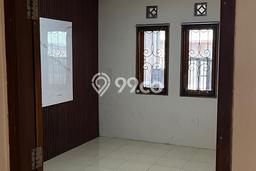 Disewakan! Rumah 4 Kamar Tidur &
2 Kamar Mandi di Cihanjuang, Bandung Disewakan! Rumah 4 Kamar Tidur &
2 Kamar Mandi di Cihanjuang, Bandung