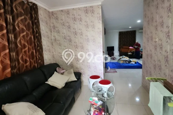 Rumah Luxury Modern Tanpa Renovasi di Kota Wisata Bogor Rumah Luxury Modern Tanpa Renovasi di Kota Wisata Bogor