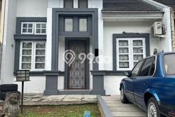 Dijual Rumah Eksklusif 2 KT di Cibubur, Jakarta Timur Dijual Rumah Eksklusif 2 KT di Cibubur, Jakarta Timur