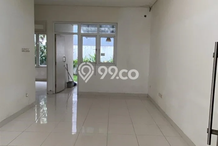 Dijual Hunian Rumah Terawat 2 KT di Cibubur, Jakarta Timur Dijual Hunian Rumah Terawat 2 KT di Cibubur, Jakarta Timur
