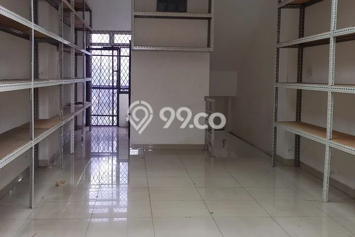 Area Ramai! Ruko Dijual di Ciputat untuk Bisnis Luas Bangunan 90m2 Area Ramai! Ruko Dijual di Ciputat untuk Bisnis Luas Bangunan 90m2
