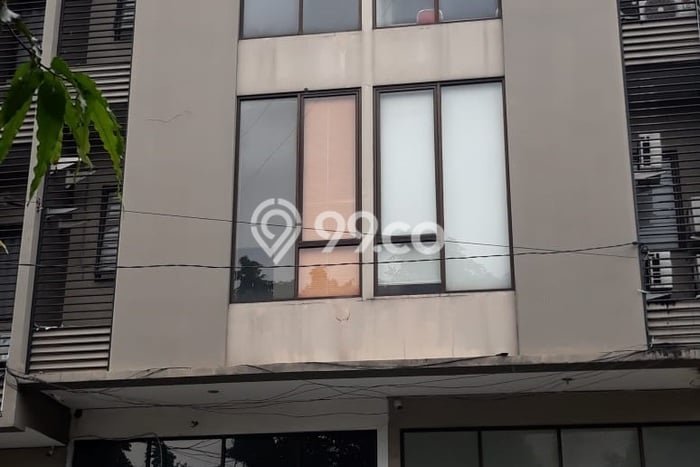 Ruko paling strategis disewakan di Pesanggrahan Jakarta Selatan Ruko paling strategis disewakan di Pesanggrahan Jakarta Selatan