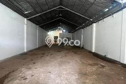 Unit Gudang Dijual di BSD Tangerang Selatan Luas Tanah 288m2, Luas Bangunan 100m2 Unit Gudang Dijual di BSD Tangerang Selatan Luas Tanah 288m2, Luas Bangunan 100m2