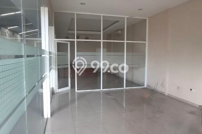 Unit Gudang disewakan di Lawang Malang dengan LT 520m2 / LB 598m2 Unit Gudang disewakan di Lawang Malang dengan LT 520m2 / LB 598m2