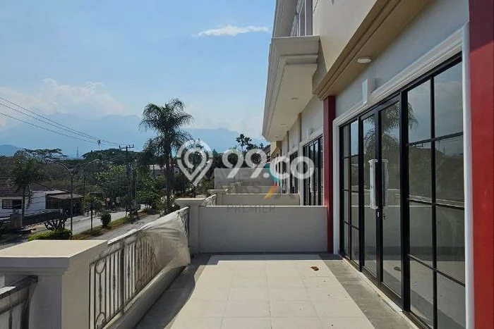 Untuk Dijual! Ruko di Tidar Malang LT 218m2 / LB 240m2 Kawasan Strategis Untuk Dijual! Ruko di Tidar Malang LT 218m2 / LB 240m2 Kawasan Strategis