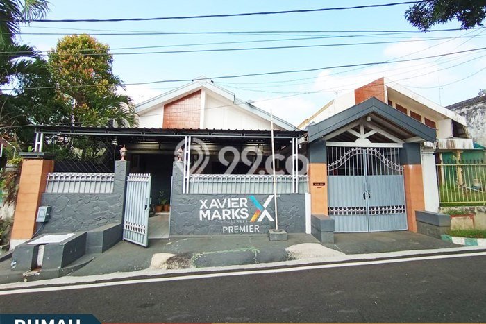 HOT DEAL! Dijual Rumah Premium area Sukun, Malang, LT 254m2m² LB 139m2m² HOT DEAL! Dijual Rumah Premium area Sukun, Malang, LT 254m2m² LB 139m2m²