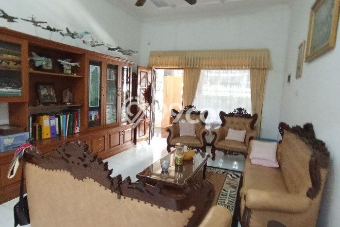 HOT DEAL! Dijual Rumah Premium area Sukun, Malang, LT 254m2m² LB 139m2m² HOT DEAL! Dijual Rumah Premium area Sukun, Malang, LT 254m2m² LB 139m2m²