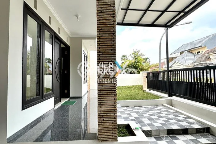 Jual Rumah Eksklusif 3 KT di Villa Puncak Tidar, Malang Jual Rumah Eksklusif 3 KT di Villa Puncak Tidar, Malang