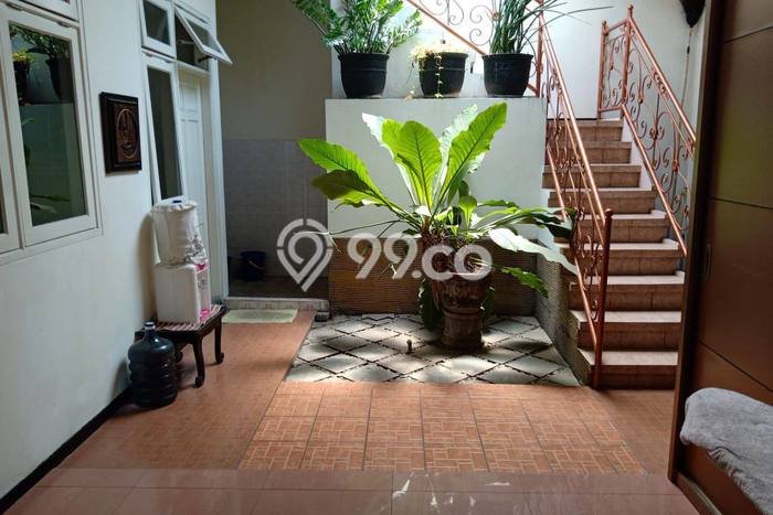 Rumah Asri 3 KT di Soekarno Hatta, Malang - LT 246m2m² Rumah Asri 3 KT di Soekarno Hatta, Malang - LT 246m2m²