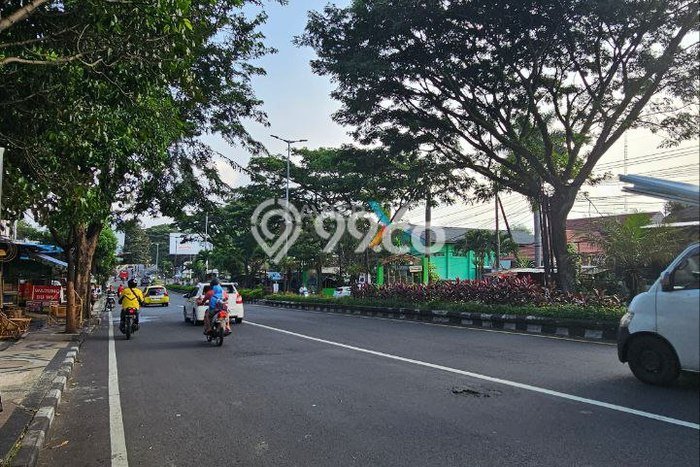 Unit Ruko Disewa Lokasi Blimbing, Malang Spesifikasi Luas Bangunan 125m2 Unit Ruko Disewa Lokasi Blimbing, Malang Spesifikasi Luas Bangunan 125m2