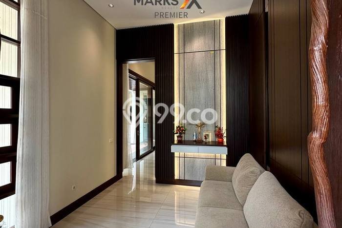 Hunian Mewah LB 280m2 Siap Pakai Desain Elegan di Villa Puncak Tidar, Malang Hunian Mewah LB 280m2 Siap Pakai Desain Elegan di Villa Puncak Tidar, Malang