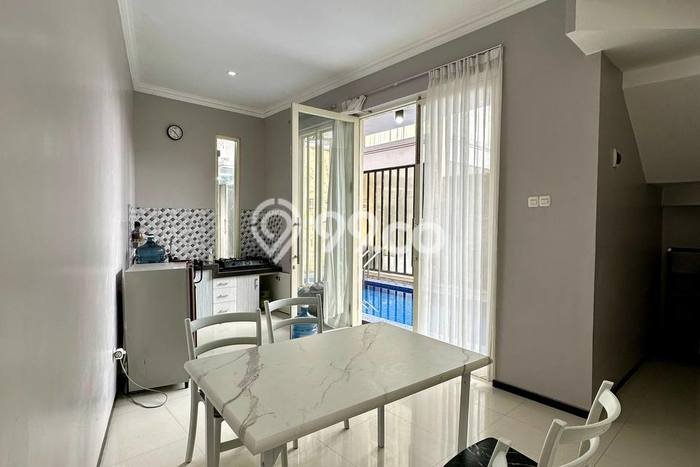 Vila Premium Kawasan Junrejo, Luas 298m2m², Area Asri untuk keluarga Vila Premium Kawasan Junrejo, Luas 298m2m², Area Asri untuk keluarga