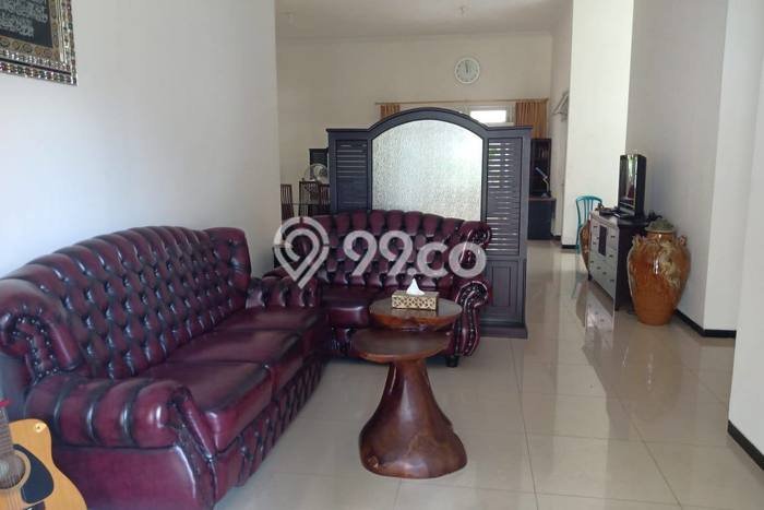 Rumah Asri 3 KT di Soekarno Hatta, Malang - LT 246m2m² Rumah Asri 3 KT di Soekarno Hatta, Malang - LT 246m2m²
