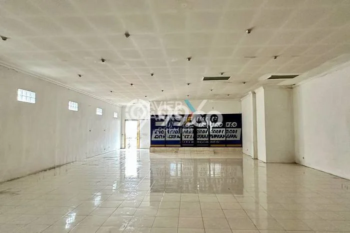 Disewakan Komersial Area Komersial Kawasan Blimbing, Luas 372m2m², Siap Operasi Disewakan Komersial Area Komersial Kawasan Blimbing, Luas 372m2m², Siap Operasi