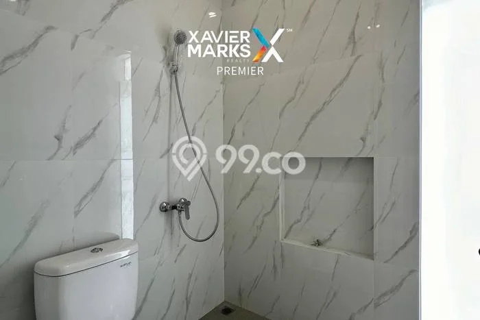 BEST OFFER! Rumah Untuk Investasi area Soekarno Hatta, Luas 130m2m² Bangunan 144m2m² BEST OFFER! Rumah Untuk Investasi area Soekarno Hatta, Luas 130m2m² Bangunan 144m2m²