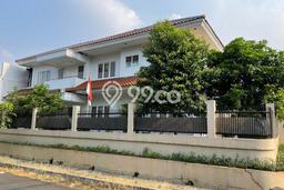 Rumah Elit Modern Tanpa Renovasi di Meruya Jakarta Barat Rumah Elit Modern Tanpa Renovasi di Meruya Jakarta Barat