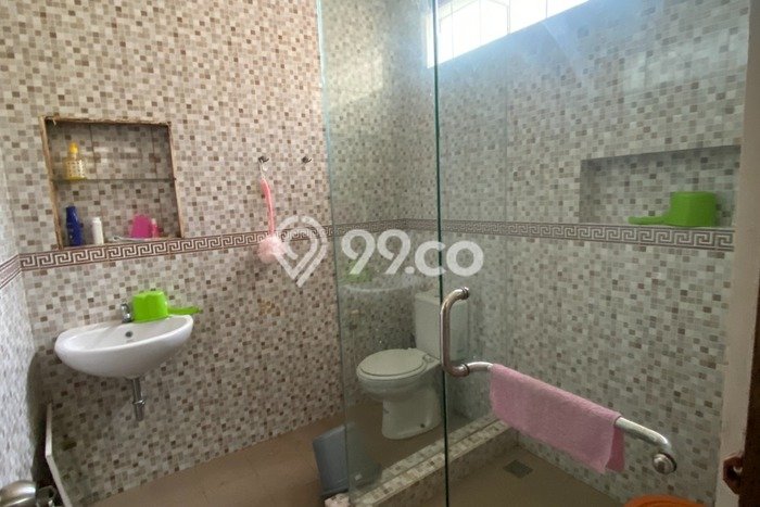 Best Deal Hunian Mewah Ideal dan Luas di Waru, Sidoarjo Best Deal Hunian Mewah Ideal dan Luas di Waru, Sidoarjo