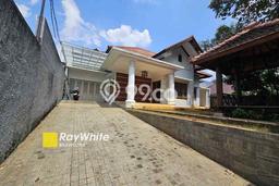 Jual Rumah Mewah Elegan Dengan View Cantik di Wijaya, Jakarta Selatan Jual Rumah Mewah Elegan Dengan View Cantik di Wijaya, Jakarta Selatan