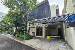 Rumah Luxury Modern Tanpa Renovasi di Cipete Jakarta Selatan Rumah Luxury Modern Tanpa Renovasi di Cipete Jakarta Selatan