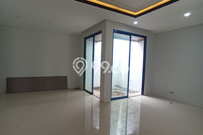 Rumah Luxury Modern Siap Huni di Ragunan Jakarta Selatan Rumah Luxury Modern Siap Huni di Ragunan Jakarta Selatan