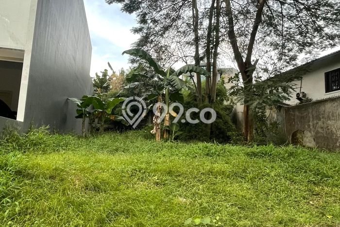 Lahan Dijual Lokasi Strategis di Tangerang Selatan dengan Luas 373m2 Lahan Dijual Lokasi Strategis di Tangerang Selatan dengan Luas 373m2