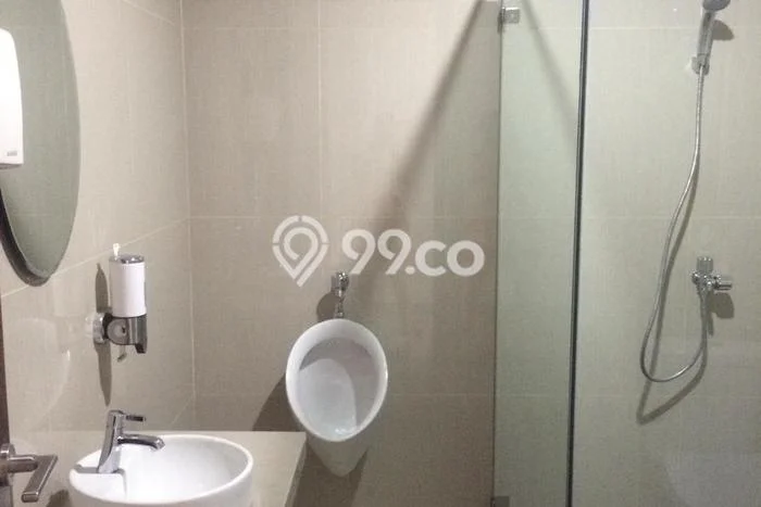 Ruko disewakan lokasi strategis Serpong Tangerang Selatan 450m2 Ruko disewakan lokasi strategis Serpong Tangerang Selatan 450m2