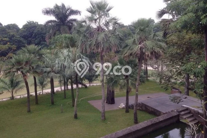 Ready to Use! Luxury House LT 4000m2 Desain Modern di BSD Bukit Golf Ready to Use! Luxury House LT 4000m2 Desain Modern di BSD Bukit Golf