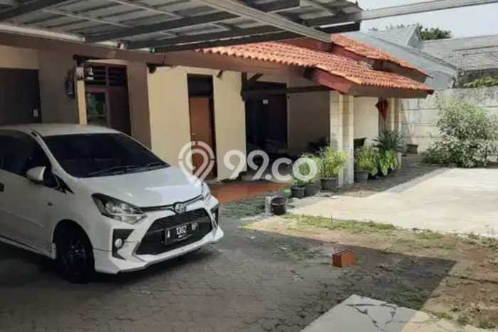 For Sale! Luxury House LT 670m2 Desain Elegan di Pondok Bambu For Sale! Luxury House LT 670m2 Desain Elegan di Pondok Bambu