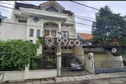 For Sale! Luxury House LT 250m2 Desain Elegan di Rawamangun For Sale! Luxury House LT 250m2 Desain Elegan di Rawamangun