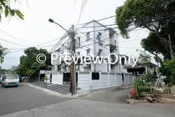 Hunian Mewah LB 450m2 Siap Pakai Desain Elegan di Pondok Kelapa, Jakarta Timur Hunian Mewah LB 450m2 Siap Pakai Desain Elegan di Pondok Kelapa, Jakarta Timur