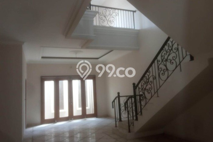 Dijual Rumah Premium dengan Fasilitas Sekitar Komplit di Duren Sawit, Jakarta Timur Dijual Rumah Premium dengan Fasilitas Sekitar Komplit di Duren Sawit, Jakarta Timur