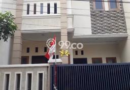 Jual Rumah Favorit Siap Huni LB 140m2 di Duren Sawit, Jakarta Timur Jual Rumah Favorit Siap Huni LB 140m2 di Duren Sawit, Jakarta Timur