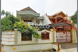 Jual Rumah Mewah Megah Dengan View Cantik di Pondok Bambu, Jakarta Timur Jual Rumah Mewah Megah Dengan View Cantik di Pondok Bambu, Jakarta Timur
